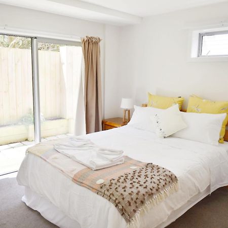 Johnsonville Brand New Lovely Townhouse Wellington Eksteriør billede