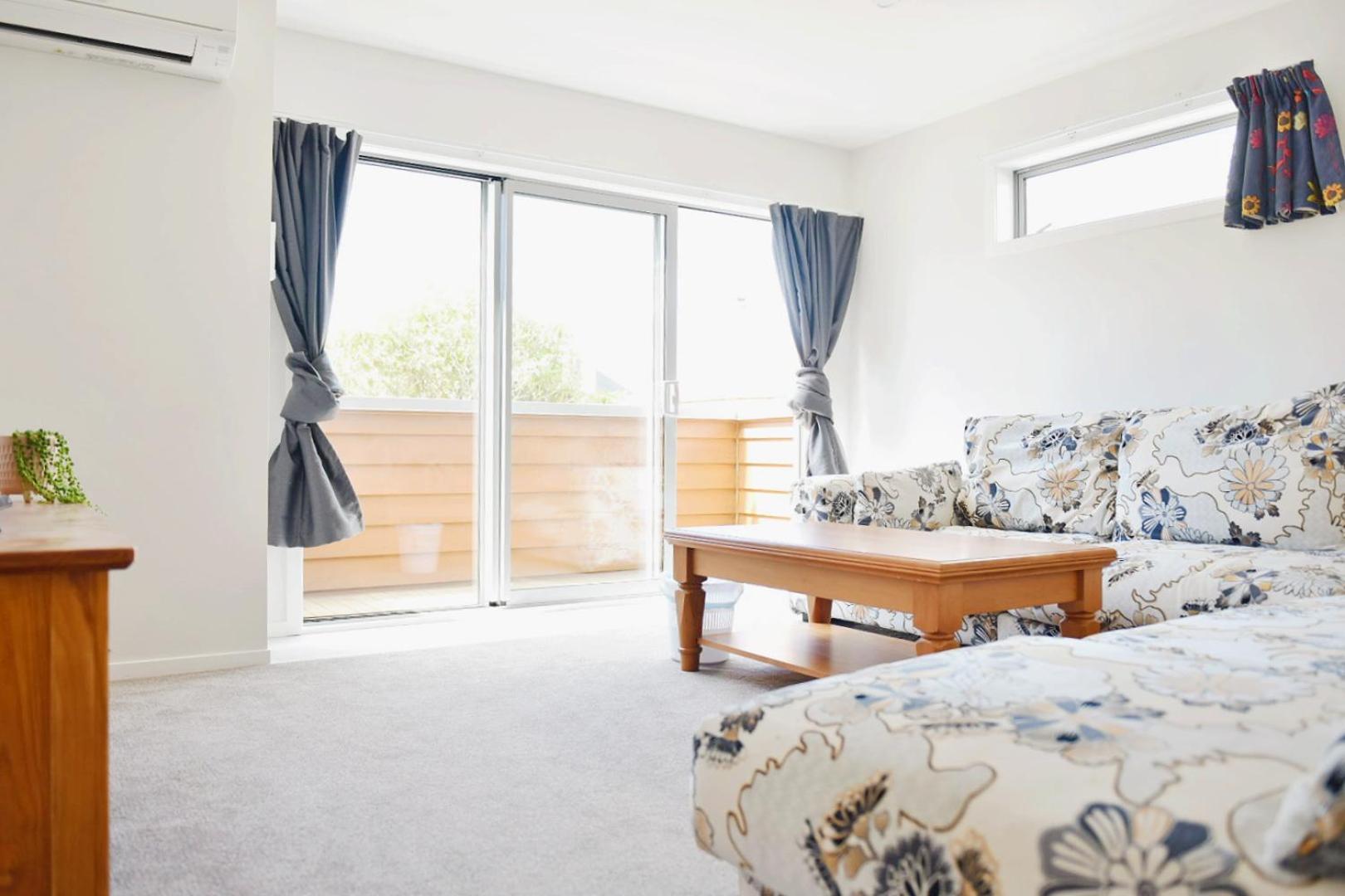 Johnsonville Brand New Lovely Townhouse Wellington Eksteriør billede